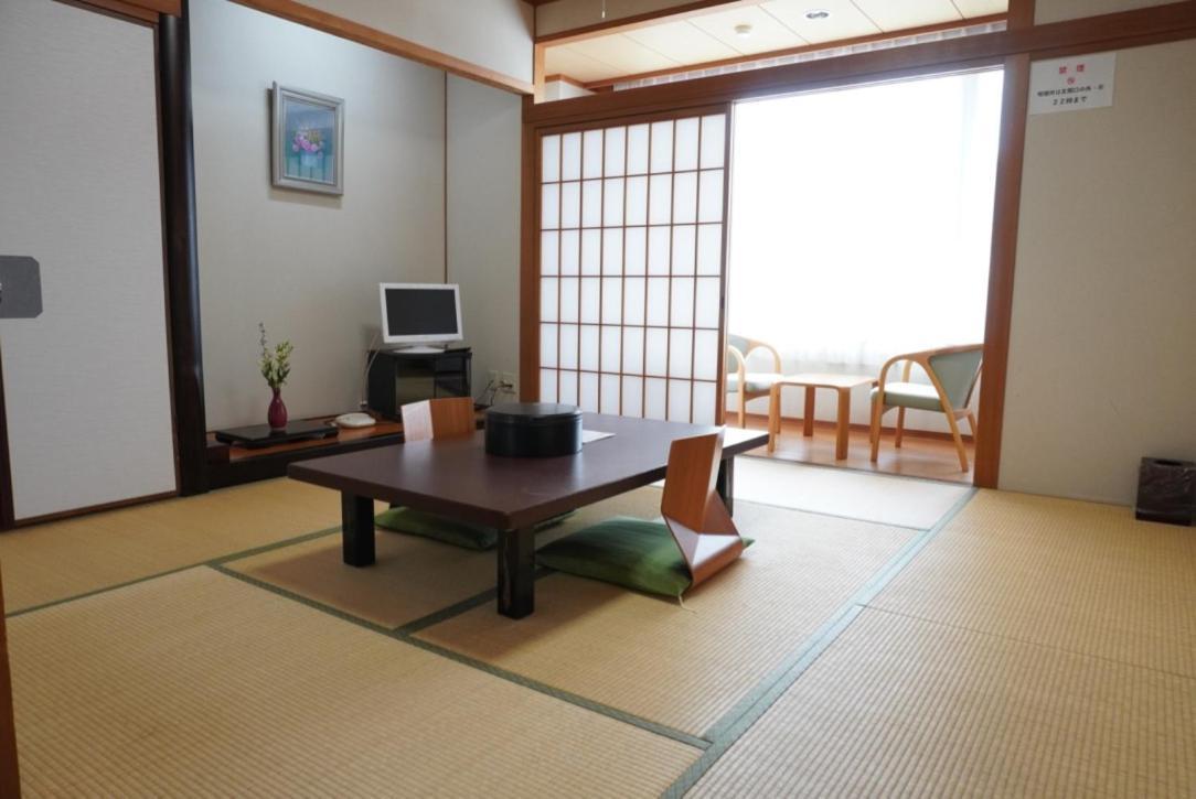 Green Spa Tsutsuga Akiota Екстер'єр фото