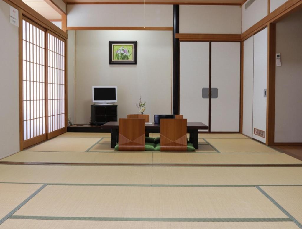 Green Spa Tsutsuga Akiota Екстер'єр фото